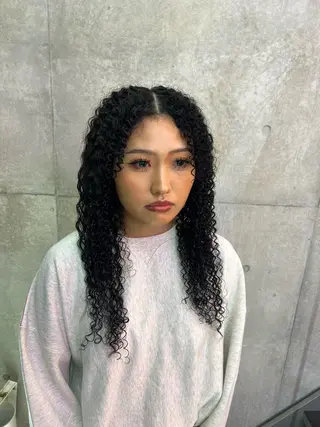 ロング パーマ HONEY TRAP!所属・HARURU🪮✨ ブレイズ海外ヘアのヘアスタイル