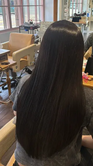 ロング 鎌田 美紗希のヘアスタイル