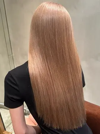 ロング カラー Ma cherie by Lond所属・ハイトーン/ ブリーチAikaのヘアスタイル