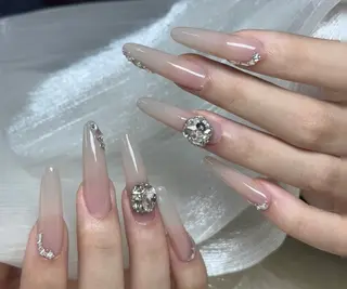 ネイル Cutil Nailsalon所属・Cutil. Nail🌈のネイルデザイン