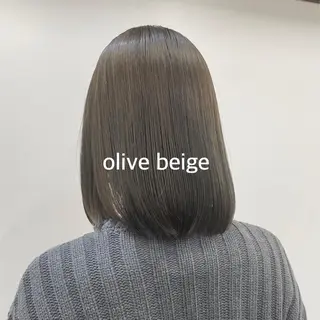 ミディアム 暖色カラー推し/ トヤエリコのヘアスタイル