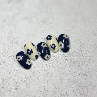 ネイル Nabi所属・Nabi 進藤彩のネイルデザイン