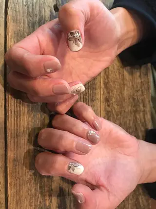 ネイル 佐藤  悠子のネイルデザイン