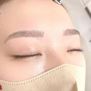 アイブロウ Paulele. 副店長Mizukiのマツエク・マツパデザイン