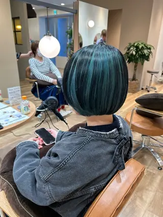 ミディアム 宮本 季奈のヘアスタイル