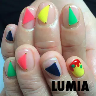 ネイル Emu Nailのネイルデザイン