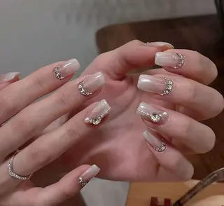 ネイル Oomiya 服部のネイルデザイン