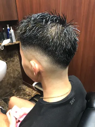 ショート パーマ メンズ 圓子 快のヘアスタイル