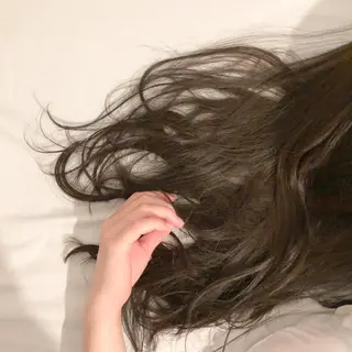 ロング シンタニナオト /梅田茶屋町のヘアスタイル