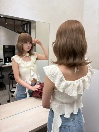 ミディアム カラー noa 寒色系カラーブリーチのヘアスタイル