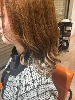 セミロング 関根 菜帆のヘアスタイル