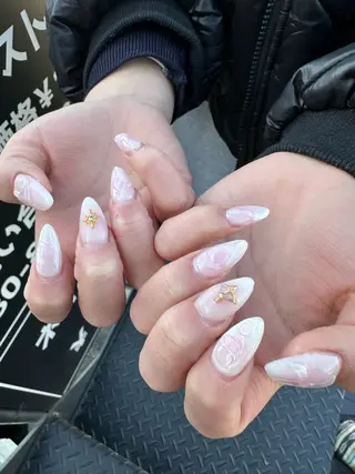 ネイル Giypsē所属・Runa ☽のネイルデザイン