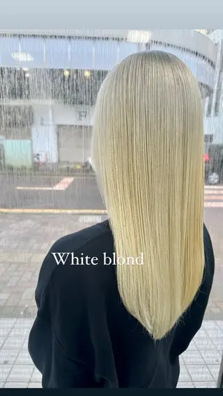 セミロング カラー ✴︎ヒラガカナ✴︎ ECLAT HAIRのヘアスタイル