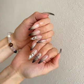 ネイル SAKATA MANAKAのネイルデザイン