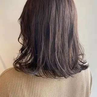 ミディアム カラー パーマ ヘアアレンジ マツエク・マツパ GIVET (ジヴェ)所属・撮影モデル募集 🦋soemikaのヘアスタイル