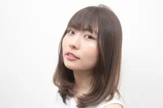 ミディアム TotalBeautysalonCURE所属・CURE 朱梨のネイルデザイン