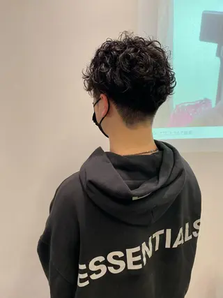 パーマ メンズ ✨透明感カラー✨ 🦖佐々木未来🦕のヘアスタイル