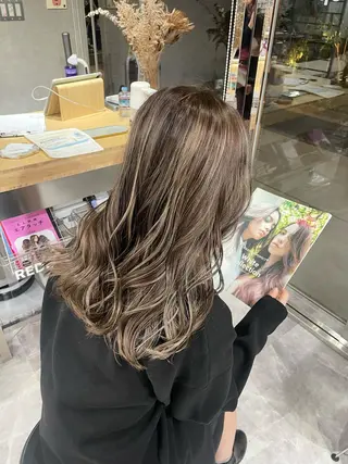 セミロング REDEAL SHIBUYA所属・maya/レイヤー カット/ミインパーマのヘアスタイル