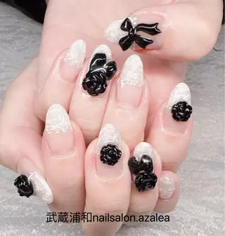 ネイル R inのネイルデザイン