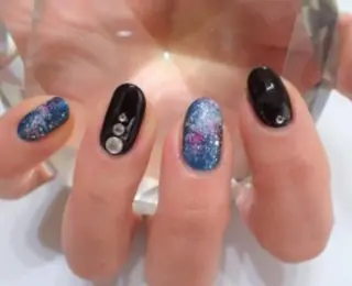 ネイル ゲン レイカのネイルデザイン