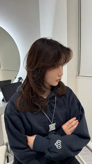 セミロング rina/無料 レイヤーカット/上野のヘアスタイル