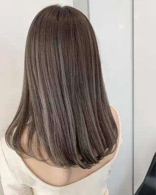 セミロング カラー ヘアアレンジ 【公式】amble luxe池袋東口🩷のヘアスタイル