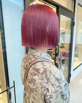 ショート カラー 藤井 貴美子のヘアスタイル