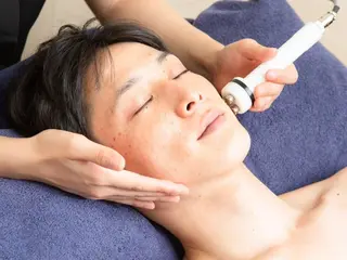 メンズ トータルメンズエステ King男性専門店の眉毛・アイブロウイメージ