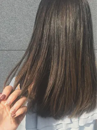 ロング カラー 酒井 麻里のヘアスタイル