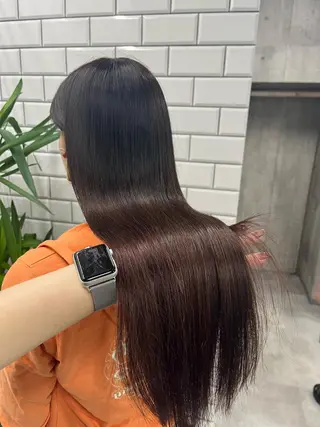 ロング カラー ヘアアレンジ newi赤羽 HINATAのヘアスタイル