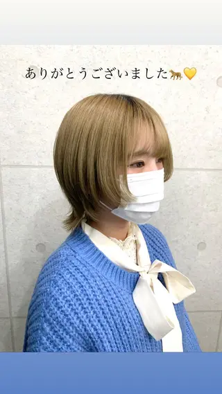 ミディアム レイヤー ハイトーン 暖色⭐︎KANAKOのヘアスタイル