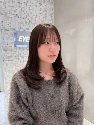 セミロング ハイトーン/くすみ カラー seina★のヘアスタイル