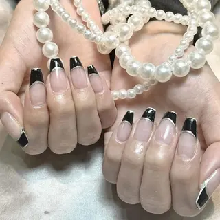 ネイル RAFFINE 月🦋🩵のネイルデザイン