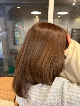 ミディアム カラー 島田 つかさのヘアスタイル