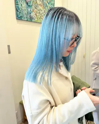 ミディアム カラー ケアブリーチ 坪井佑樹のヘアスタイル