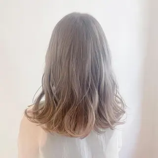 ミディアム カラー デザインカラー髪質 改善Lilithのその他イメージ