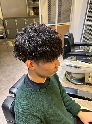 パーマ メンズ QUONHEAL谷町店所属・スガワラ レオのヘアスタイル