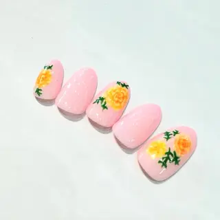 ネイル 重永 夏南のネイルデザイン