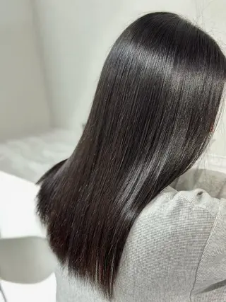 セミロング JYO 髪質改善専門家のヘアスタイル