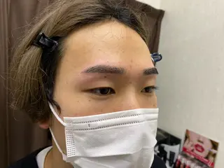 メンズ アイブロウ くるるん本店🍀 陽の眉毛・アイブロウイメージ