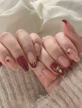 ネイル Hina 池袋 長だしチップ専門店のネイルデザイン