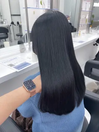 カラー レイヤーカット✂︎ ハイトーン🧋ひろむのヘアスタイル