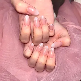 ネイル 𝐁𝐞𝐥𝐥 𝐦𝐞のネイルデザイン