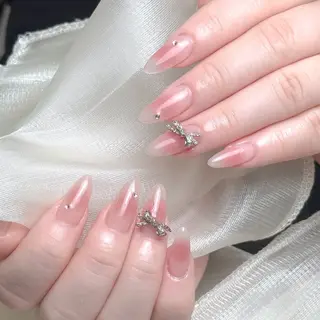 ネイル Maggie Nail🦩のネイルデザイン