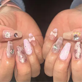 ネイル MODA MANAMIᵕ̈のネイルデザイン