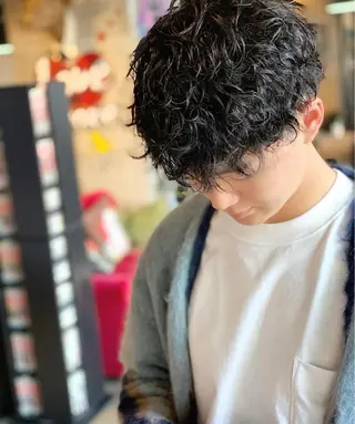 ショート パーマ メンズ men'shair TAO East店所属・メンズ 眉ワックス脱毛の眉毛・アイブロウイメージ