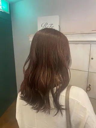 セミロング カラー ラティアンヌイグレック所属・豊中/髪質改善/ レイヤーカットミヅキのヘアスタイル