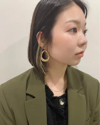 ショート カラー Loom.所属・村上雅人 ナチュラルモードのヘアスタイル