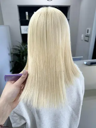 セミロング カラー ✨【公式】 juhl.横浜✨のヘアスタイル