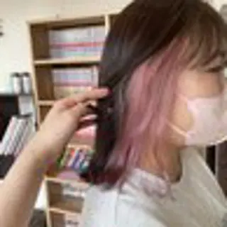 ミディアム カラー エヌプランツイズミフチュウ所属・エヌプランツ 和泉府中のヘアスタイル